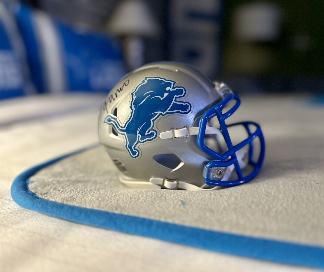 Mini Signed Detriot Lions Helmet